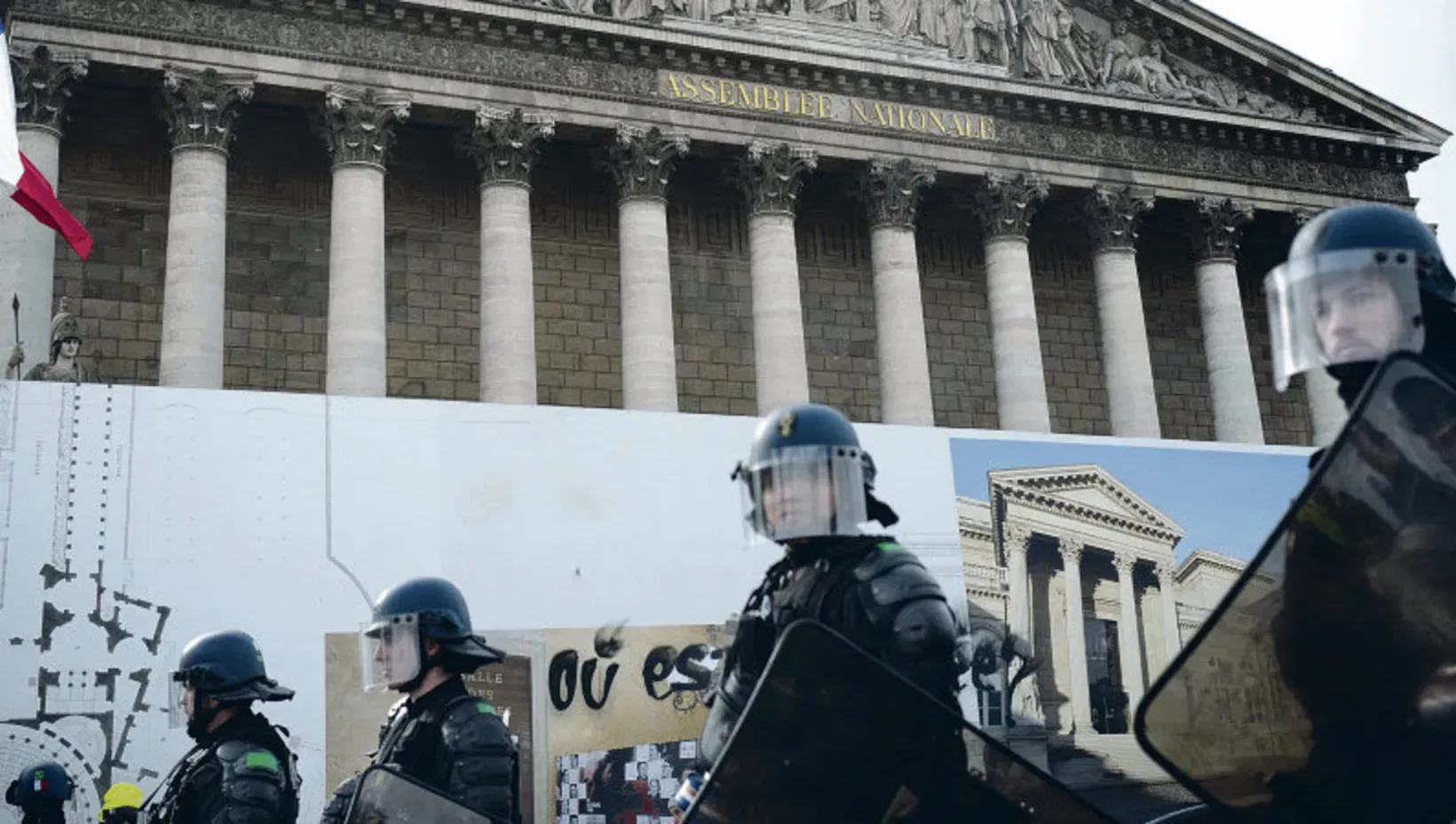 Main arrachée d’un gilet jaune, la justice siffle la gendarmerie