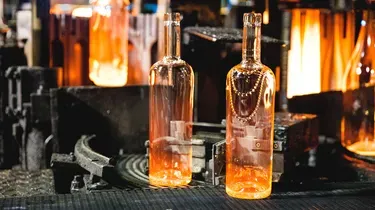 Comment le géant européen du verre envoie son argent au paradis