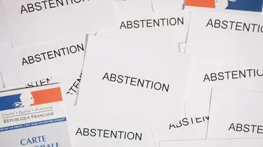 La stratégie de l’abstention ou le retour au suffrage censitaire