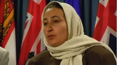 Une femme dans la nuit afghane.