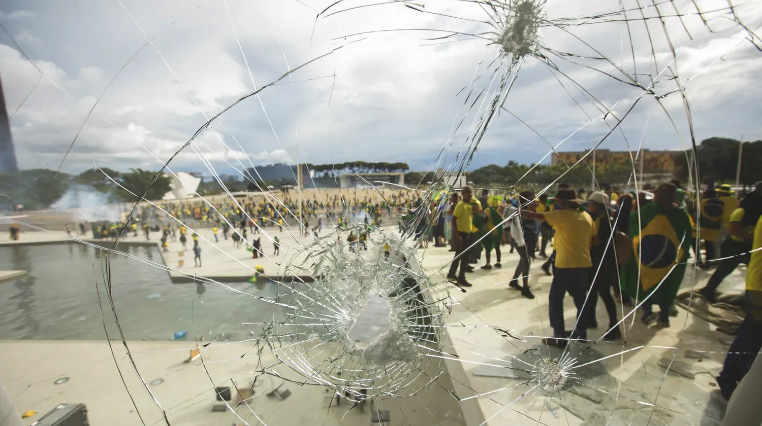 Panique à Brasilia : comment la capitale brésilienne est devenue une scène de guerre