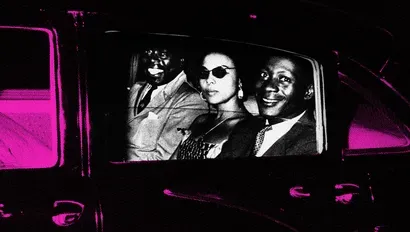 Soundtrack to a coup d'État : éprouver le chaos du monde