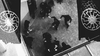 « Paris est nazi ! » : révélations sur le groupuscule à l'origine de l'agression